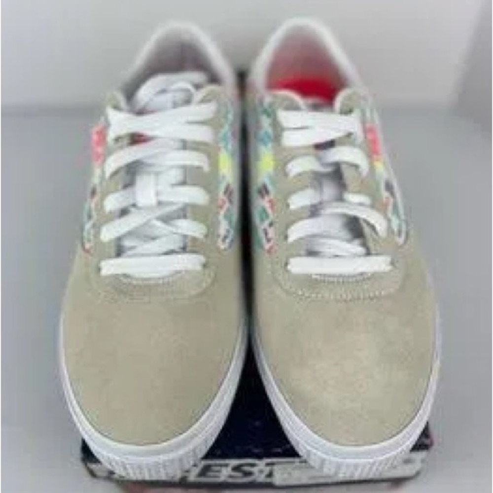 FILA Boarder FX1 Multi White Sneakers Skater Shoes Ladies size 9.5 low top
